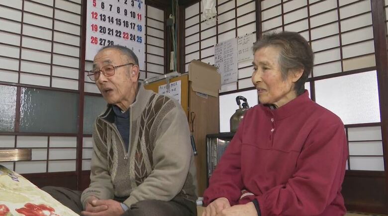 4代目の井出忠昭さんと妻・勝子さん