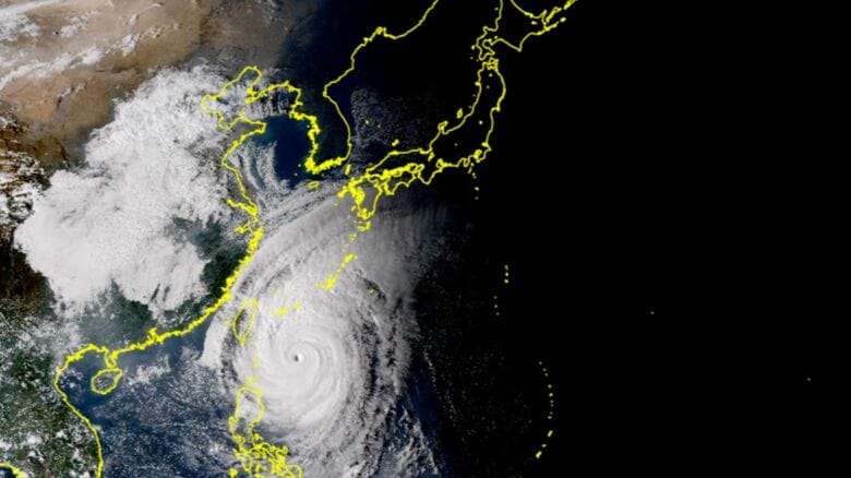 気象衛星ひまわりの画像（22日午後5時現在）