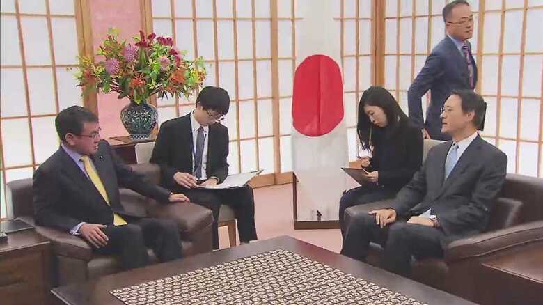 駐日韓国大使を外務省に呼んで抗議した河野外務大臣