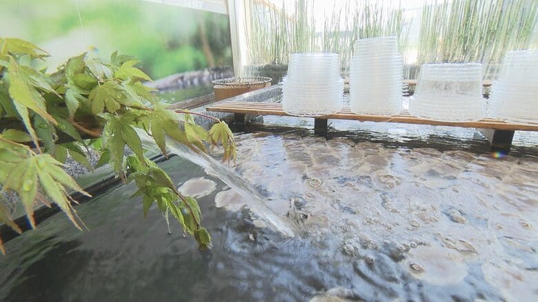 地下水で冷やされた「くずまんじゅう」