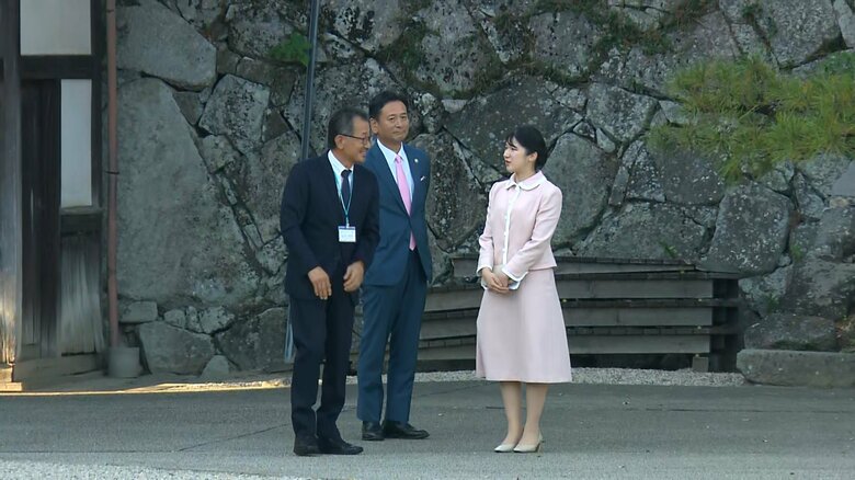 初の地方公務で佐賀城本丸歴史館を訪問される愛子さま　2024年10月11日

