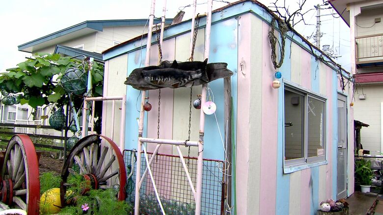 自宅の庭に建てた「日ロ友好館」