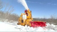 蔵王エコーラインで除雪始まる 4月23日に開通〈宮城〉