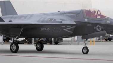 米海兵隊F-35B戦闘機 10機が岩国基地へ向け出発