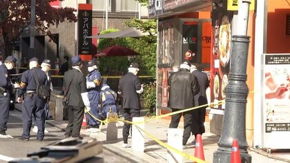 逃走中の男は「黒い帽子に作業着」東京・赤坂で“刃物男”にライブハウスの解錠待っていた歌手が襲われたか…女性は重傷で「男と面識ない」と話す　