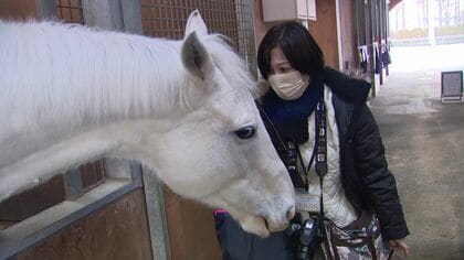 2026年始動！無病息災！縁起求め白馬ハヤヤッコ号に熱視線…G1馬の絵馬も人気_“初競りマグロ”札幌の市場で330万円＆歴史的な株高_調味料や加工食品など3593品目の値上げ_家計に景気回復実感は