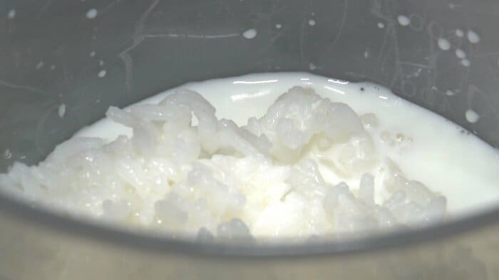 粒感を残した食感にするため試行錯誤し、約2カ月かけて完成にこぎ着けた