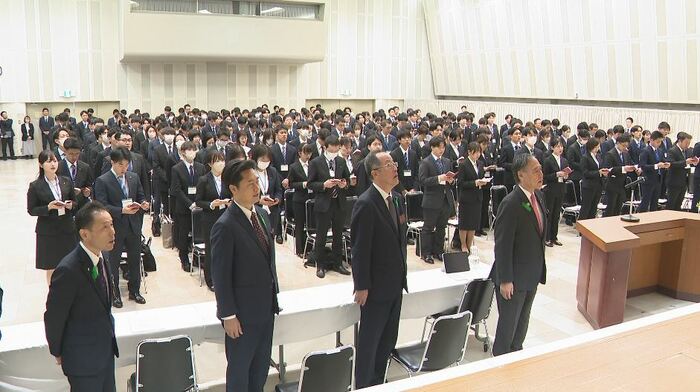 県職員の任用式（4月1日）