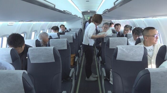 試験飛行の機内
