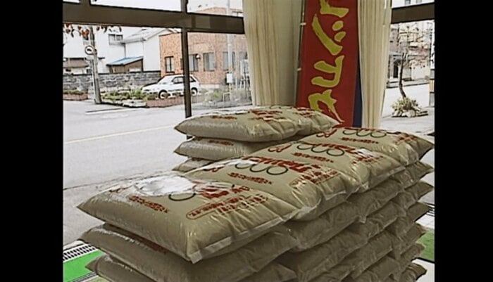 川崎さんのコメ屋で売られた“ヤミ米”