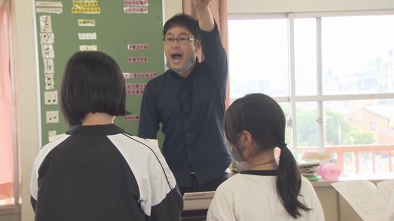 子供達の歌声が「病気を忘れさせてくれる」難病抱え合唱部を指導する小学校教諭  生徒と歩んだ3年間【福岡発】｜FNNプライムオンライン