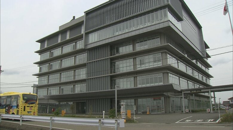 射水市議選は定数10オーバーの30人が立候補 16日の投票へ選挙戦始まる|FNNプライムオンライン