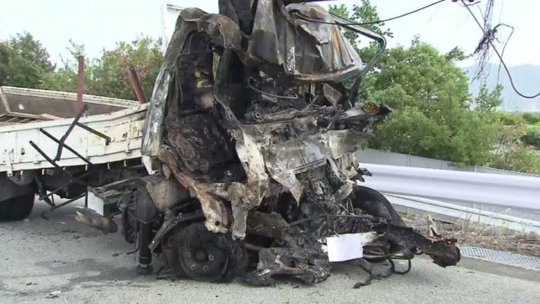 【速報】トラックとバスが衝突し14人死傷　死亡のトラック運転手を過失運転致死傷の疑いで書類送検　｜FNNプライムオンライン