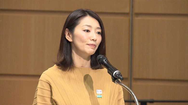 眞鍋かをりさん