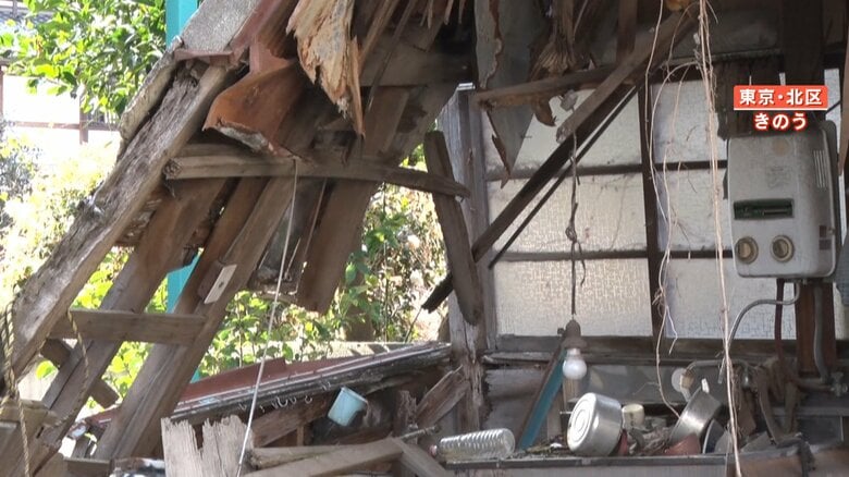 給湯器が設置された台所など生活の痕跡が