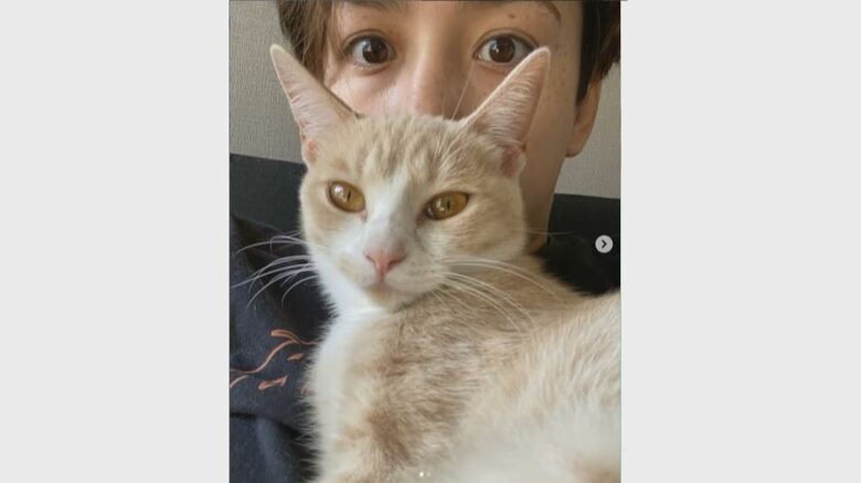 「シャケ」と出口クリスタ選手