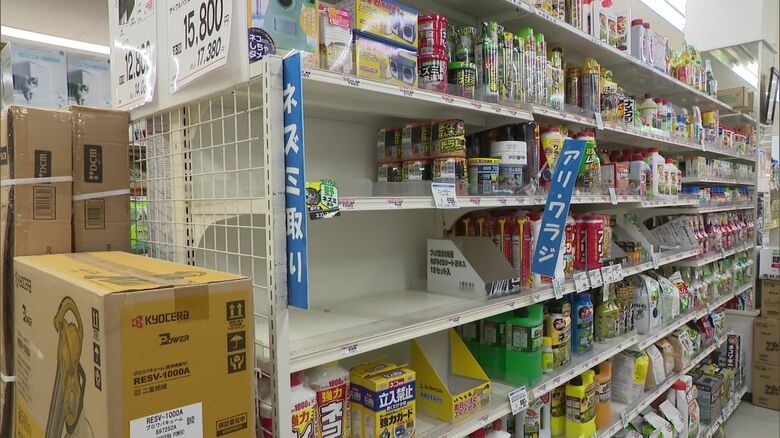 ネズミ捕りグッズのコーナーは“ガラガラ”に