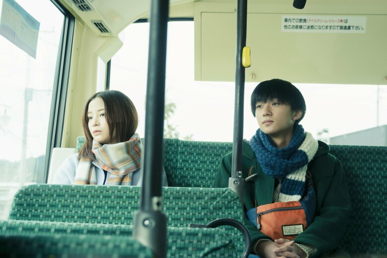 『水は海に向かって流れる』 6月9日（金）より、TOHOシネマズ 日比谷ほか全国公開 配給：ハピネットファントム・スタジオ (c)2023 映画「水は海に向かって流れる」製作委員会 (c)田島列島／講談社