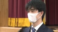 藤井聡太三冠 対局前に学校訪問 小学生「オーラすごかった」