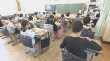 【生徒の受け止めは様々】文科省「コロナ対策で給食時の“会話可能”」と変更…「黙食」緩和に「うれしい」「黙食がいい」との声