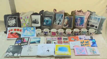 「ぷにぷに電機」など注目の次世代アーティストとコラボ…3COINSから曲と“ジャケ買い”が楽しめるグッズ登場