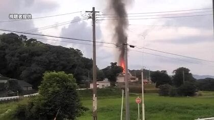 鹿児島・長島町で住宅1棟全焼 焼け跡から2人の遺体発見 5人家族 母親、次女と連絡取れず