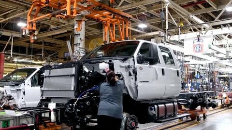 フォード・モーターがEV事業見直しで3兆円計上　ガソリン・ハイブリッド車強化へ