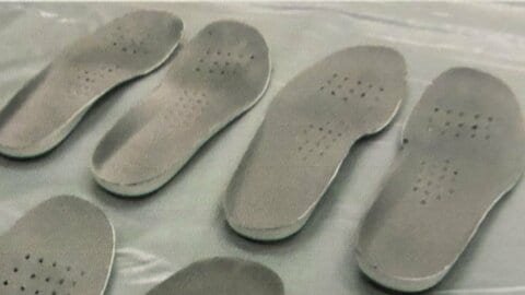 自宅から複数の中敷きを押収　転売目的ではなく「自分の欲求を満たすため」か　中学校に侵入して生徒の上履き中敷き盗んだ疑いの35歳男