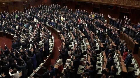 高市内閣支持率70.8％と高水準も発足後最低…解散「適切でない」53％、比例投票先3割超が未定【FNN世論調査】