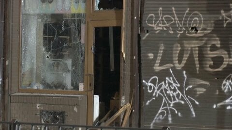 ウクライナ西部で爆発　ロシアが関与か　ゼレンスキー大統領「残虐なテロ」