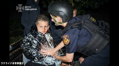 ウクライナ南部の港湾都市オデーサにロシア軍がドローン攻撃　17人ケガ