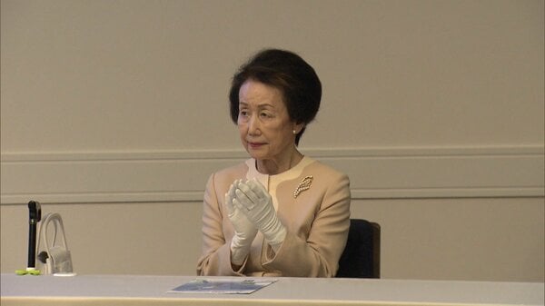 華子さま「全国野鳥保護のつどい」へ ご夫妻は宮邸の庭で野鳥観察｜FNN