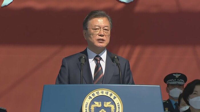 金委員長が「口蜜腹剣」な人物と評価する文在寅大統領