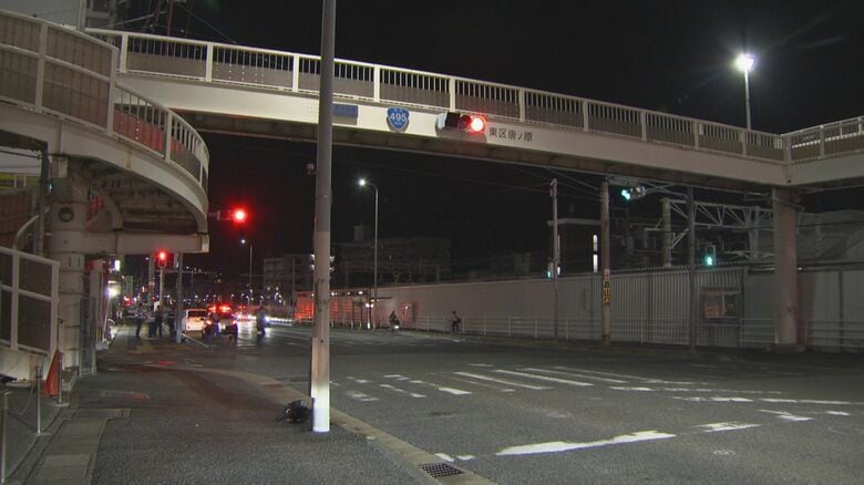 速報　ＪＲ九産大前駅そばの国道で男性が車にはねられ意識不明　福岡市東区｜FNNプライムオンライン