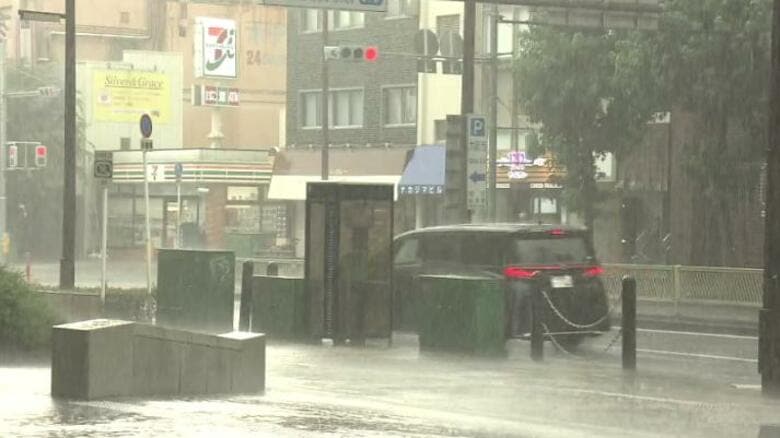 【速報】大阪市でゲリラ雷雨　レベル３の大雨警報発表｜FNNプライムオンライン