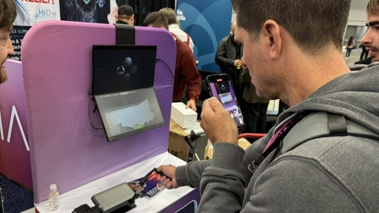 「すごすぎる！」“触れるCG”に驚きの声　リアルな感触で3Dデザイナーの直感的制作や外科医の手術トレーニング支援目指す　エンタメの祭典「SXSW」｜FNNプライムオンライン