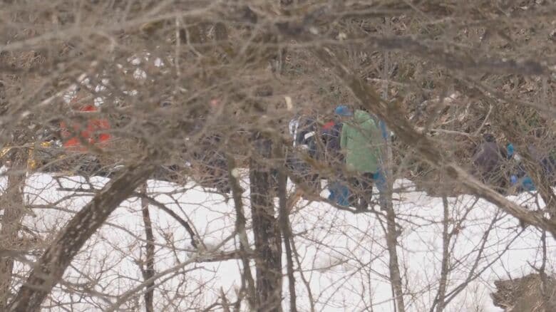 スノーモービル横転　8歳の女の子が死亡　立ち入り禁止の工事区域で事故　ツアー会社は過去に土地の使用許可得ず　県から中止するよう指導も　長野・白馬村｜FNNプライムオンライン