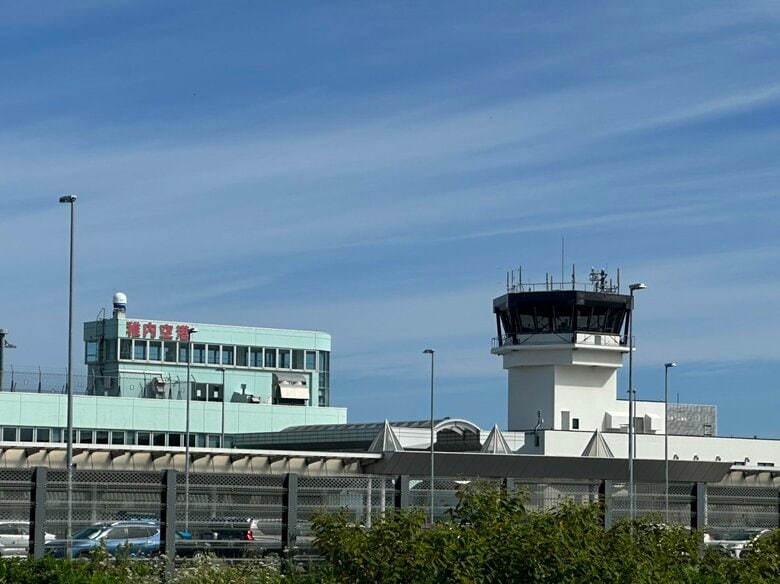 稚内空港でANA機が重大インシデント…鳥防除作業車両が走行中の滑走路に着陸試みる〈パイロットが滑走路情報を得ることを失念〉運輸安全委員会が調査へ_北海道稚内市｜FNNプライムオンライン