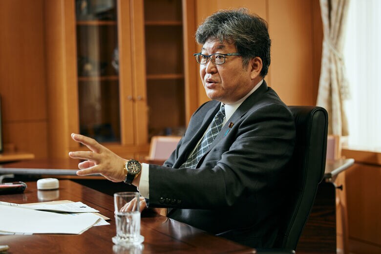 萩生田文科相「現場の声を文科省内で共有しようと始めた」