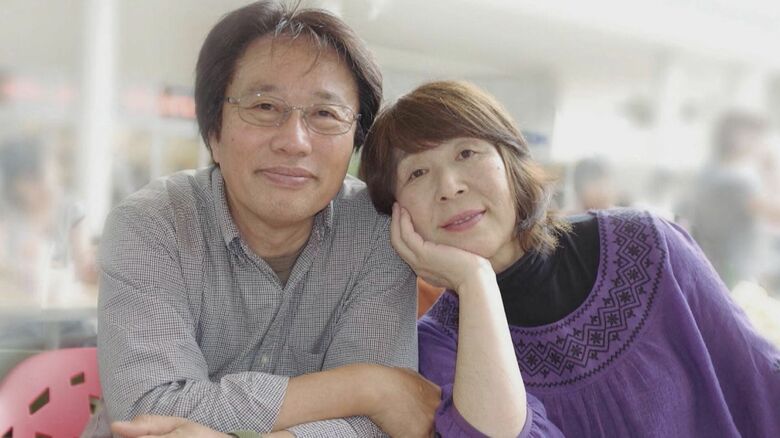 かとうさん（左）と　亡くなった妻・千加子さん（右）