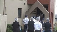 若い女性はベッド もう1人は別の部屋で…マンションに妻と娘とみられる2人の遺体 殺人容疑で逮捕の男「病気が見つかり将来を悲観」
