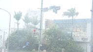 【台風情報】台風9号が先島諸島に最接近へ　沖縄・石垣市では突風と横殴りの雨、中心街に人の姿なく