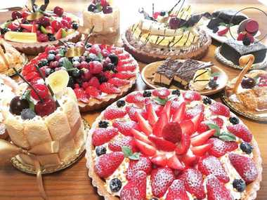 「粘土で作ったケーキ」が本物にしか見えない…制作者にその超絶テクニックを聞いた