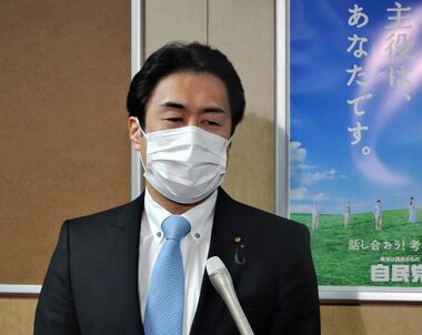 白須賀氏に公明幹部怒り 「いい加減にして」