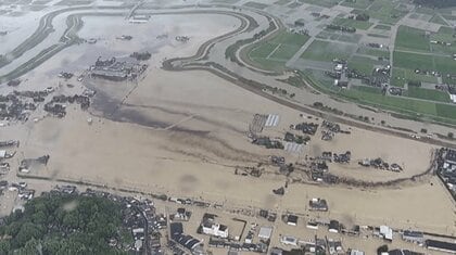「生きがいがなくなった」佐賀豪雨で浸水、油の被害に遭い日常を奪われた親子の選択