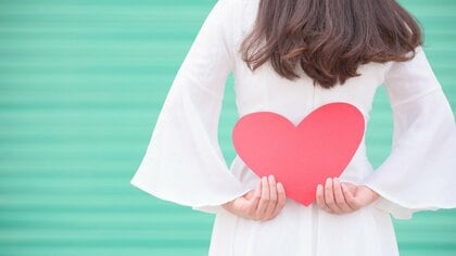 バレンタインで告白、今はもうレアに? 若者はナチュラル、昭和世代はドラマ的?~世代別恋愛スタイルの変化