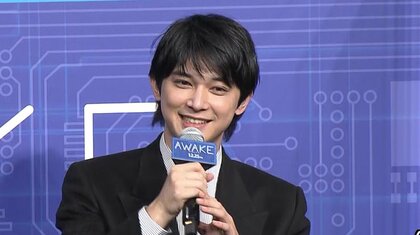 吉沢亮「役作りです」“食べて寝る生活”で牛に 実は太りやすくて暗い性格!?