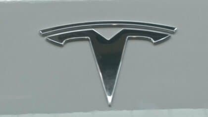 アメリカ・テスラの最終利益が6割減　2025年10月～12月期　税制優遇廃止でEV販売減少　今後はAIを成長戦略の中心に