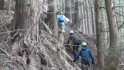 岩手・大槌町山林火災の被害調査始まる　歩いて正確な焼損面積の確定へ
