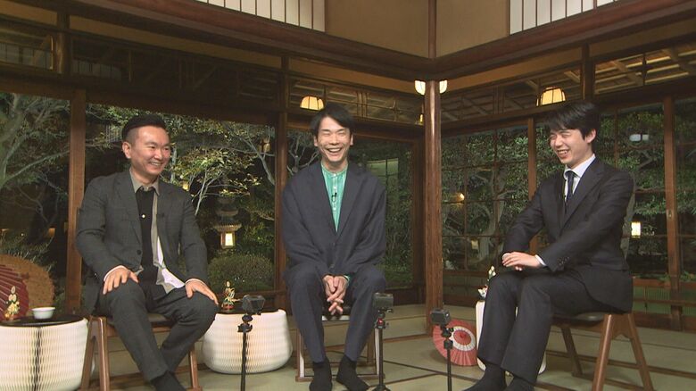 指導対局で「万が一勝った場合って」…藤井七冠とかまいたちが対談 大の将棋ファン山内さんは笑い誘う“初手”｜FNNプライムオンライン